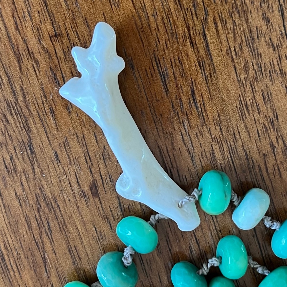 Long 46" Hand Knotted Gemstone Rondelle Necklace Carved Mother of Pearl Pendant - Picture 7 of 8